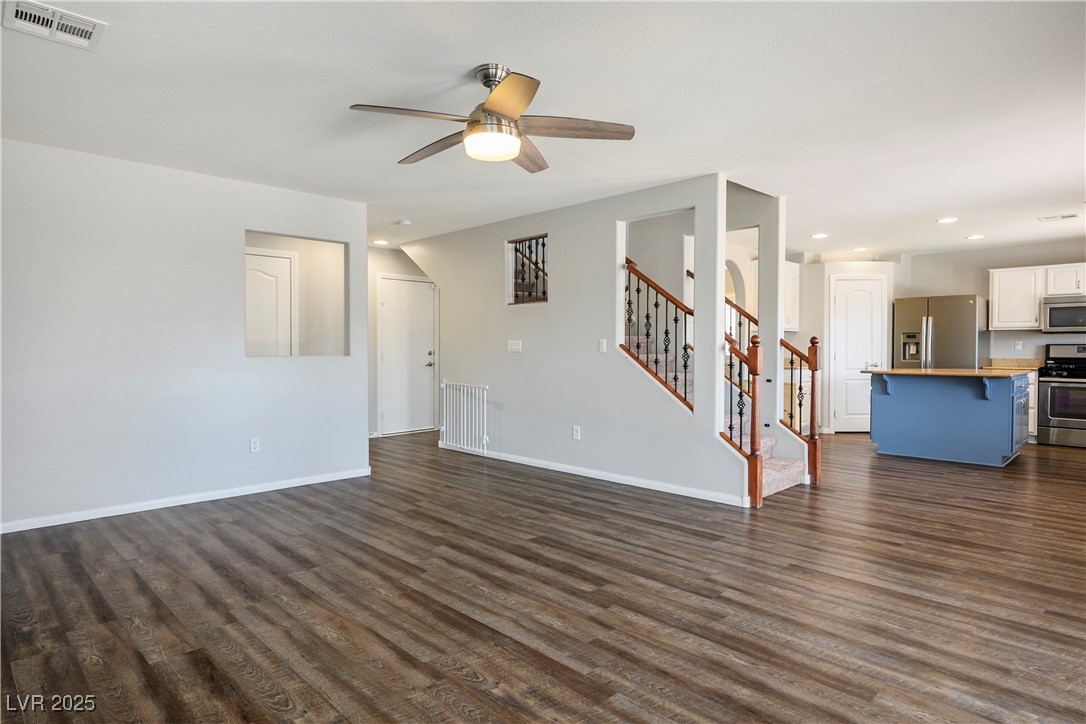 349 Colorful Rain Avenue Property Photo 11