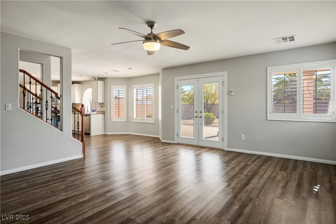 349 Colorful Rain Avenue Property Photo 12