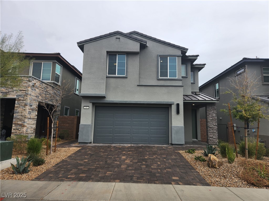 44 Strada Moscato Property Photo 1