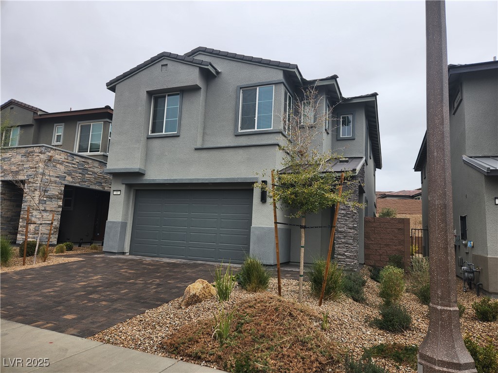 44 Strada Moscato Property Photo 3
