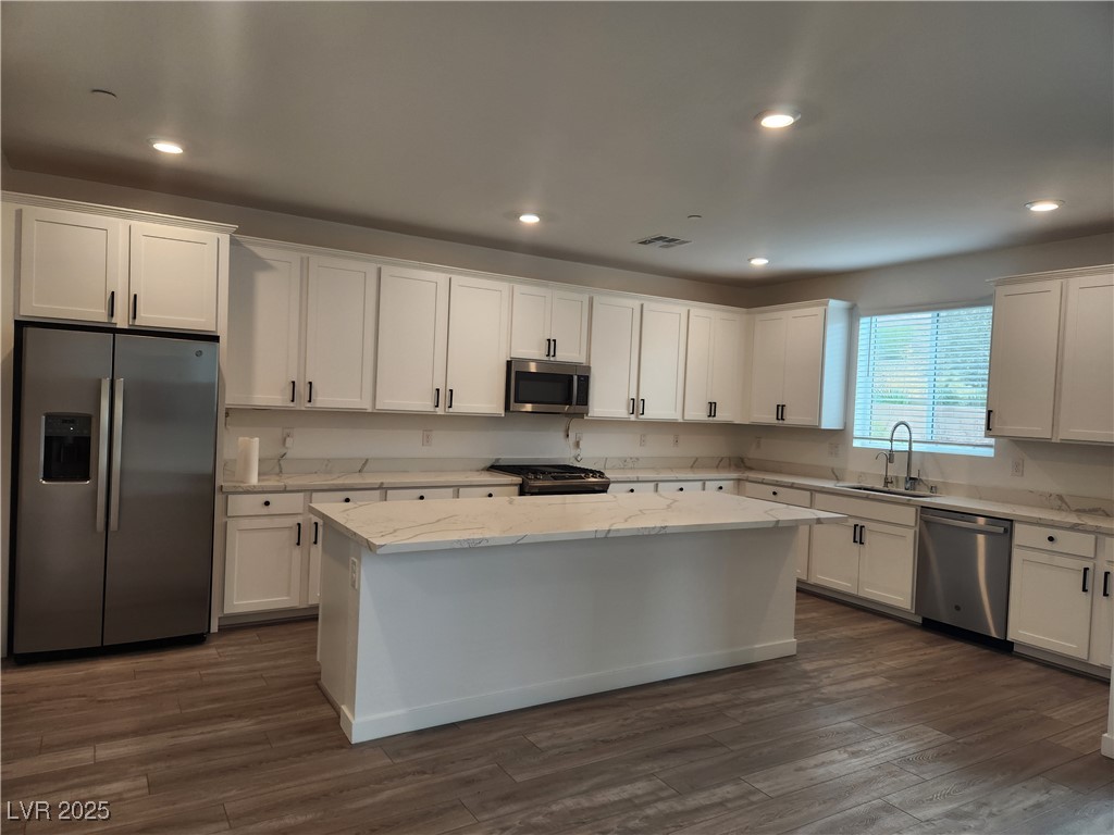 44 Strada Moscato Property Photo 10