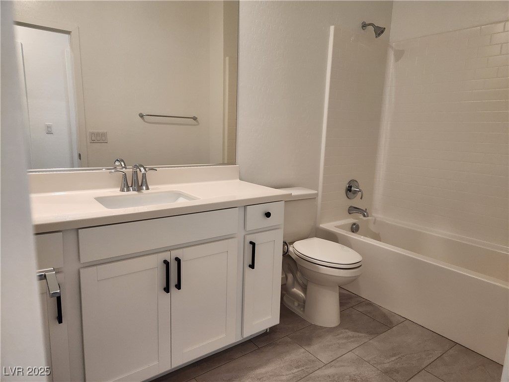 44 Strada Moscato Property Photo 25