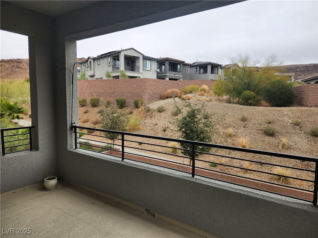 44 Strada Moscato Property Photo 40