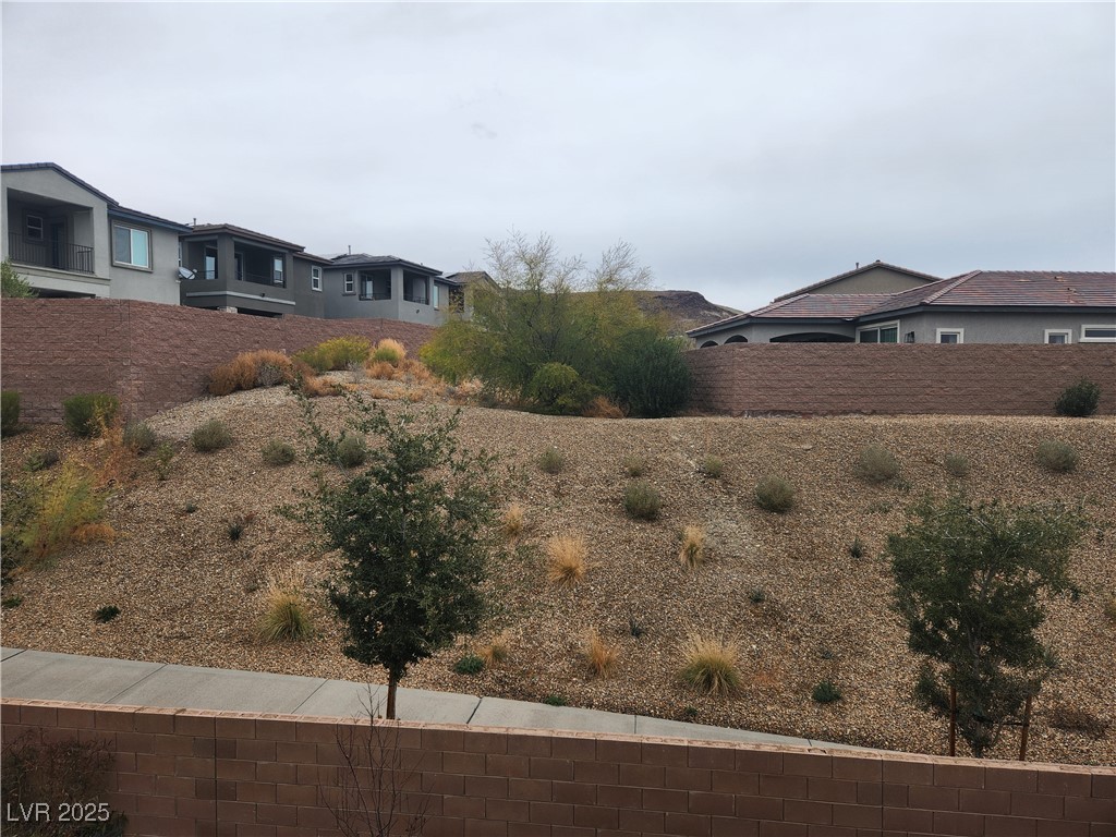 44 Strada Moscato Property Photo 42