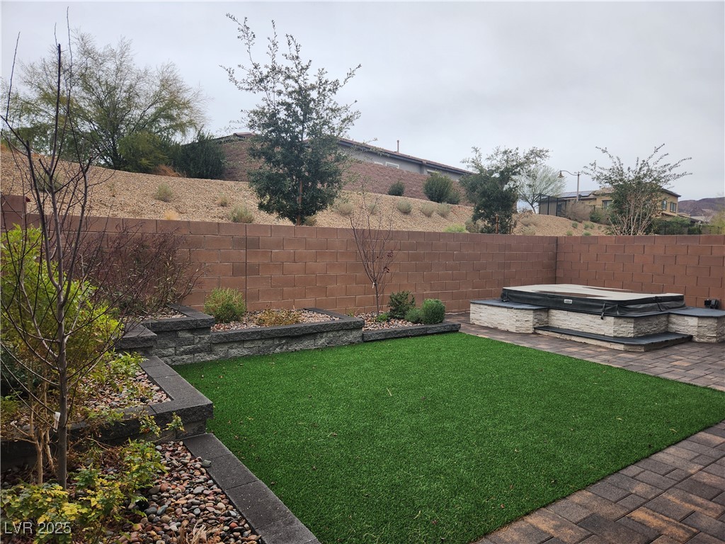 44 Strada Moscato Property Photo 47