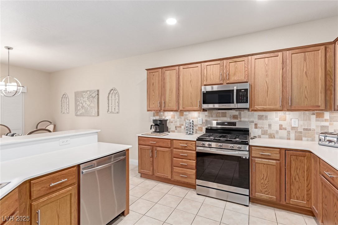 7640 Fieldfare Drive Property Photo 15