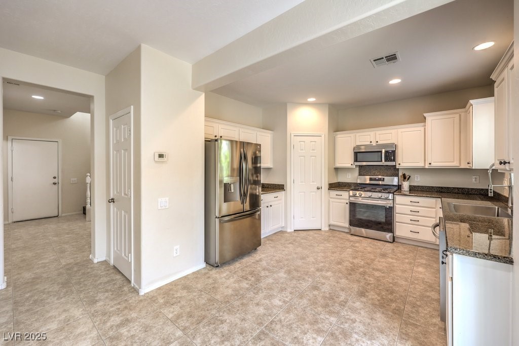 2653 Rimbaud Street Property Photo 14