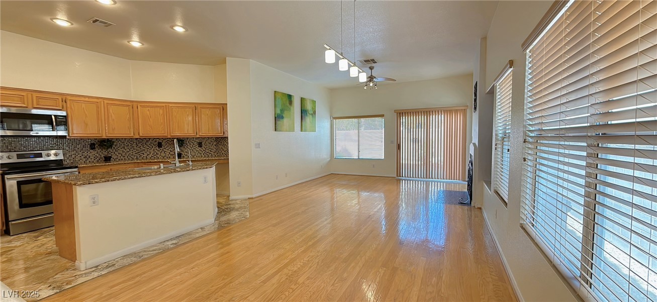 7858 Nookfield Drive Property Photo 4