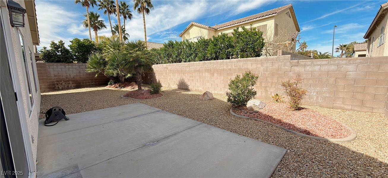 7858 Nookfield Drive Property Photo 18