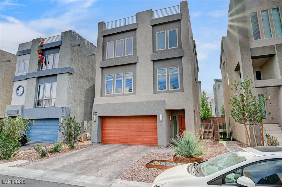 8087 Carpenter Creek Avenue Property Photo 1