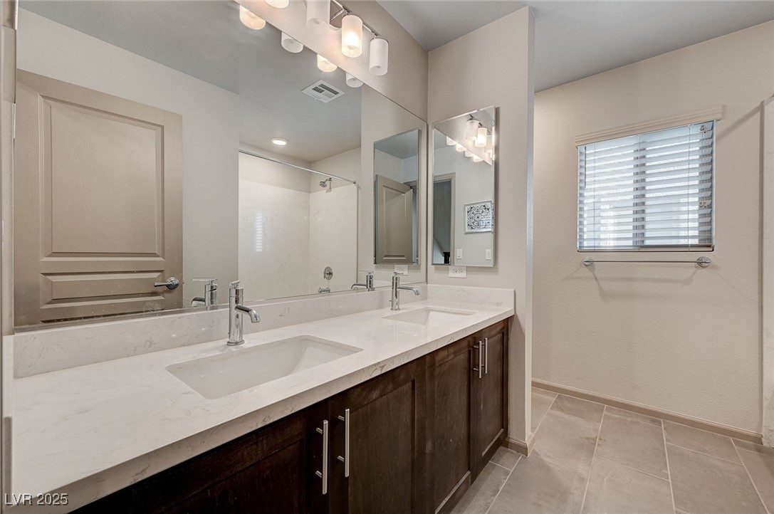 8087 Carpenter Creek Avenue Property Photo 15