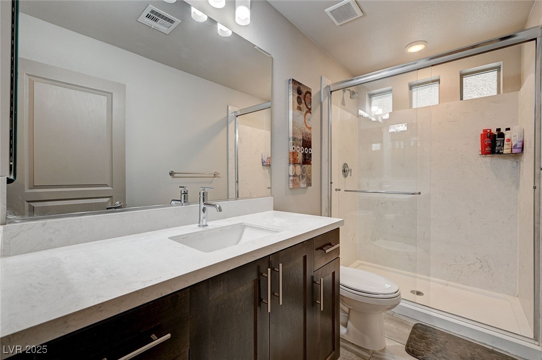 8087 Carpenter Creek Avenue Property Photo 20
