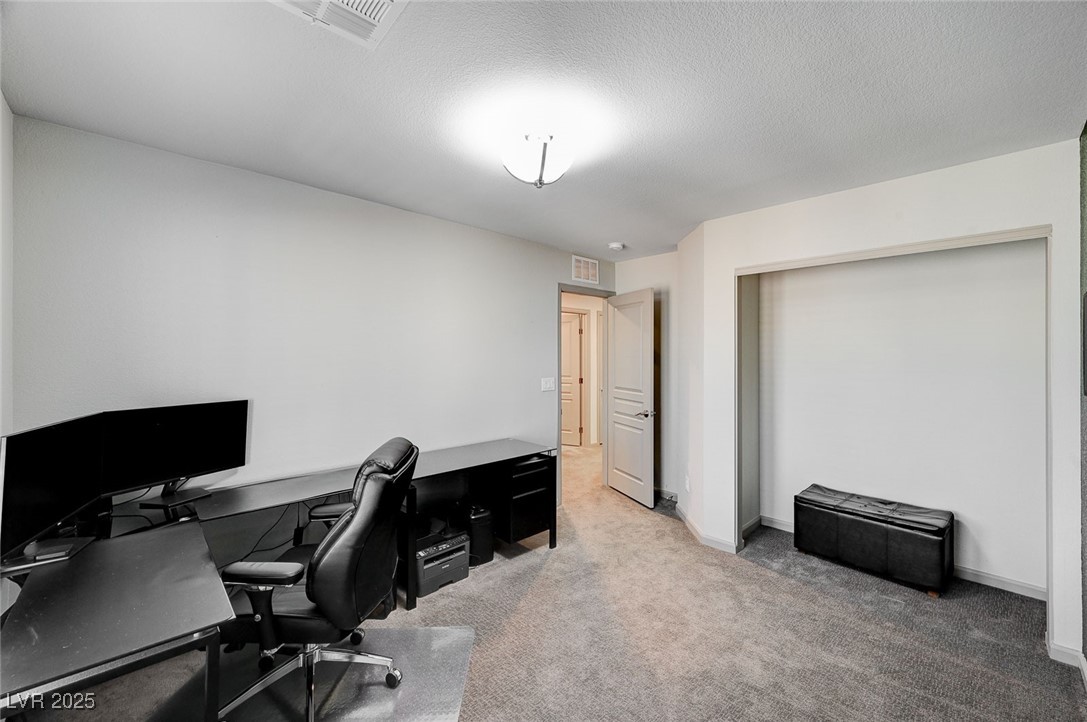 8087 Carpenter Creek Avenue Property Photo 21