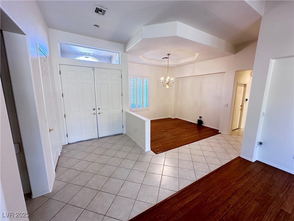 3033 Highland Falls Drive Property Photo 3