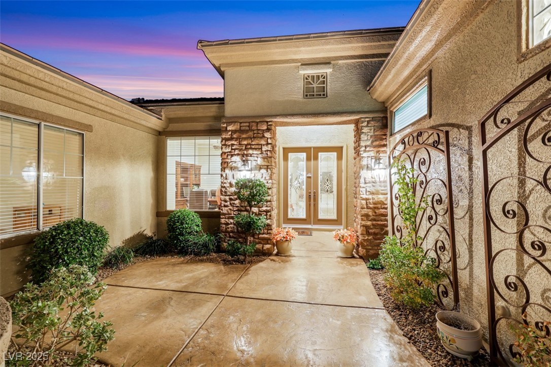 2062 Dipinto Avenue Property Photo 3