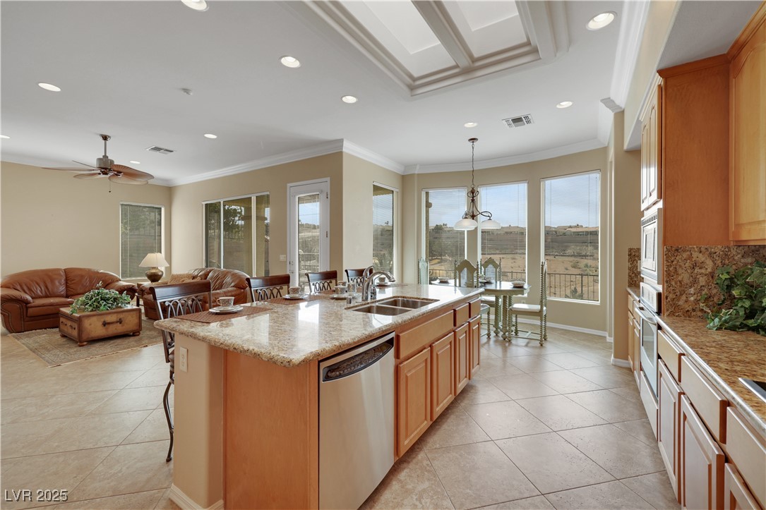 2062 Dipinto Avenue Property Photo 25