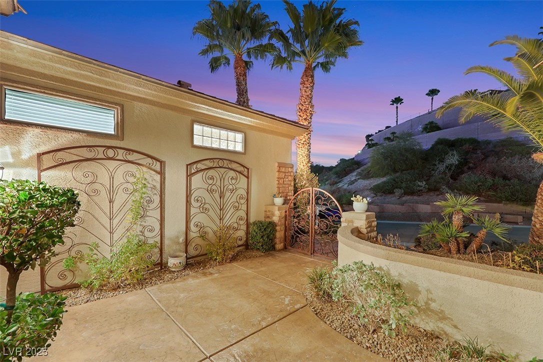 2062 Dipinto Avenue Property Photo 44