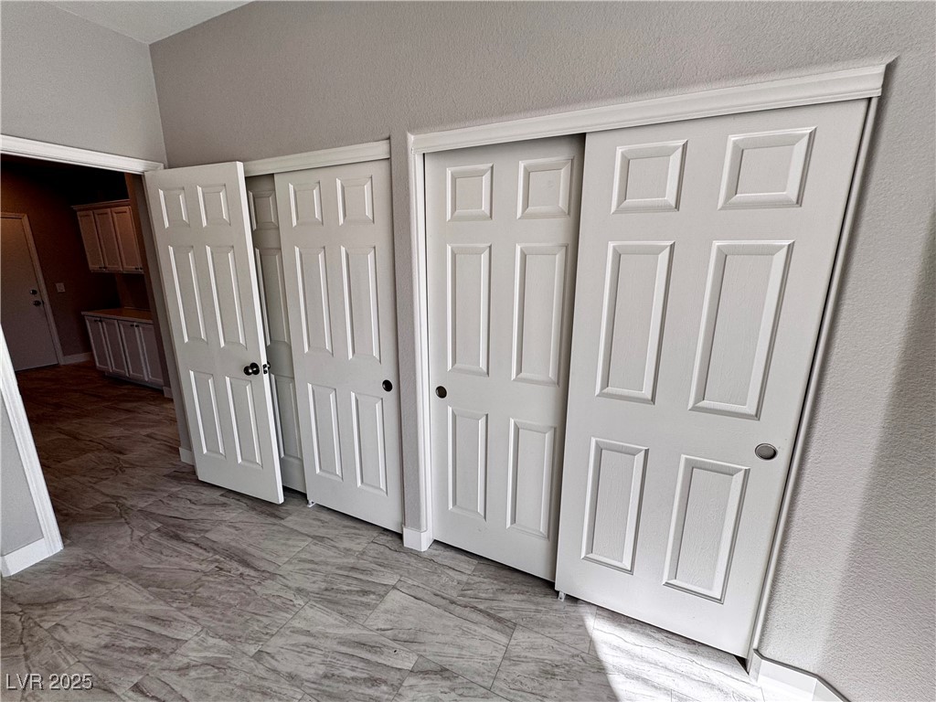 7113 Russell Ranch Avenue Property Photo 19