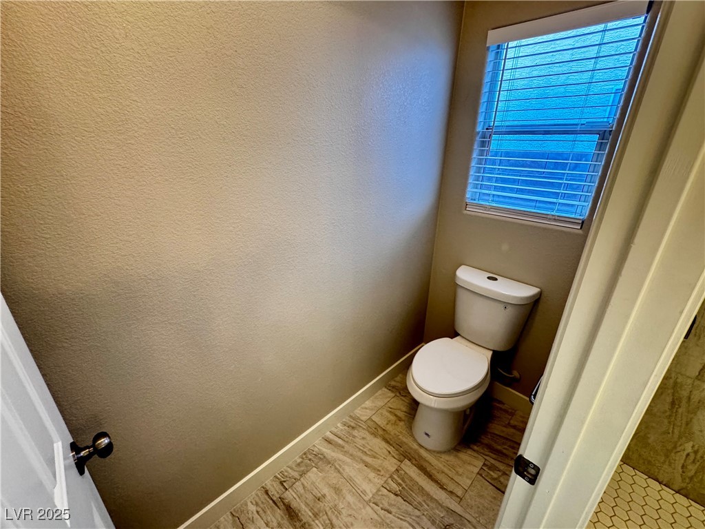 7113 Russell Ranch Avenue Property Photo 21