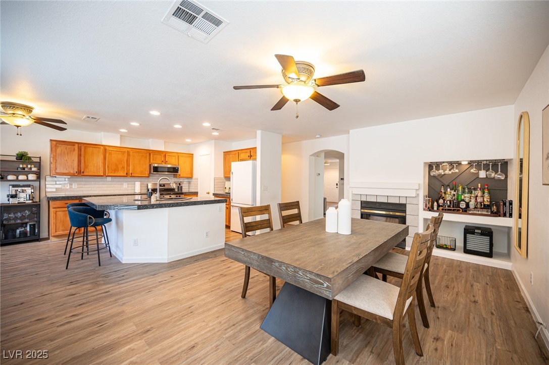 1653 Sun Canyon Court Property Photo 24