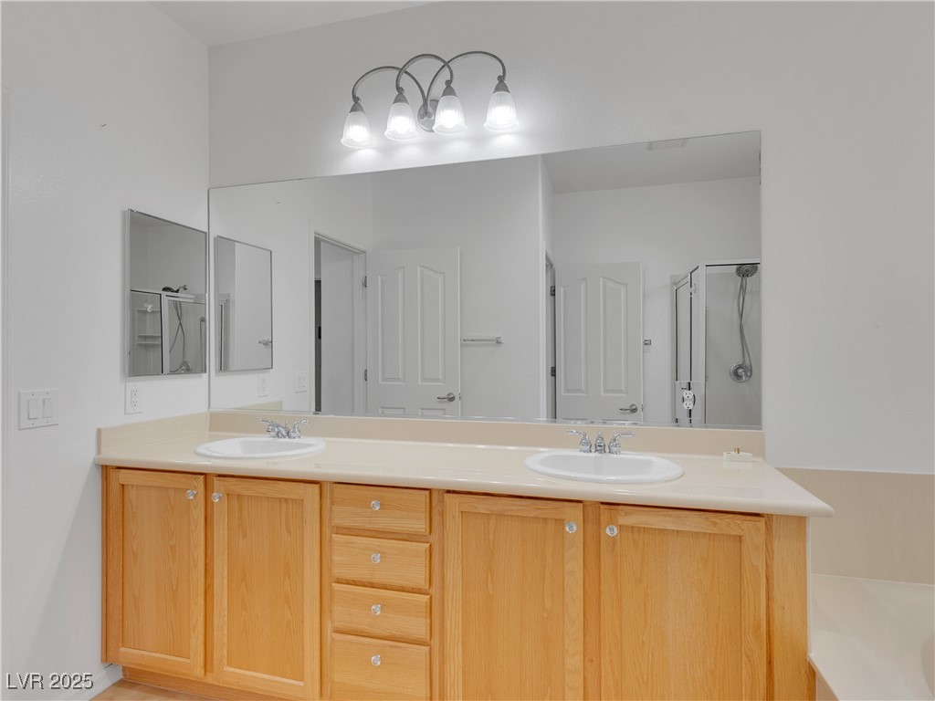 2219 Sawtooth Mountain Drive Property Photo 23