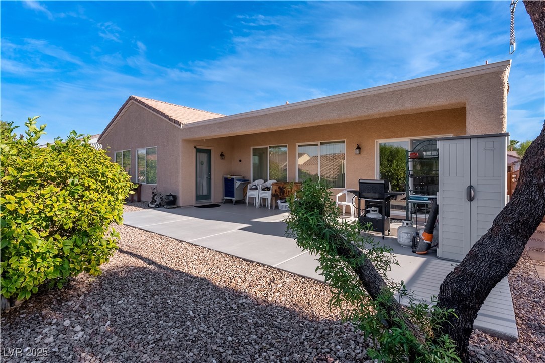2219 Sawtooth Mountain Drive Property Photo 32