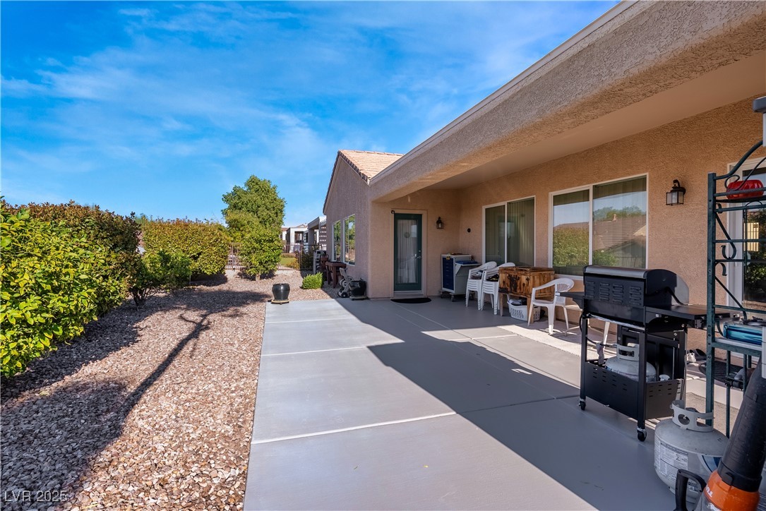 2219 Sawtooth Mountain Drive Property Photo 33