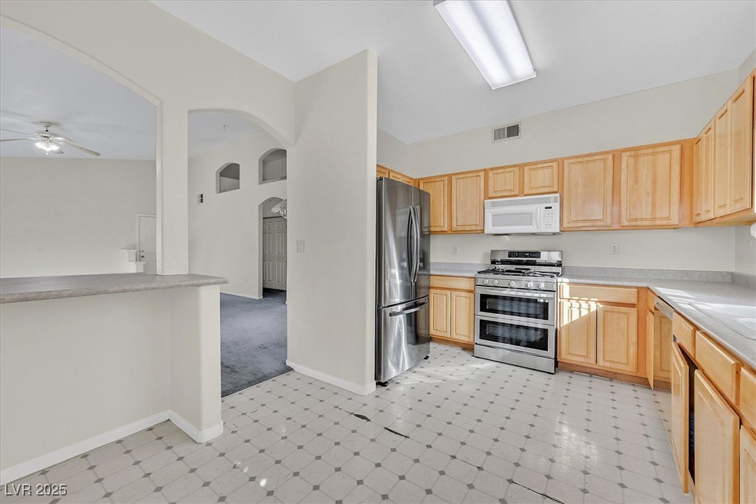 3933 Lazy Pine Street 204 Property Photo 7