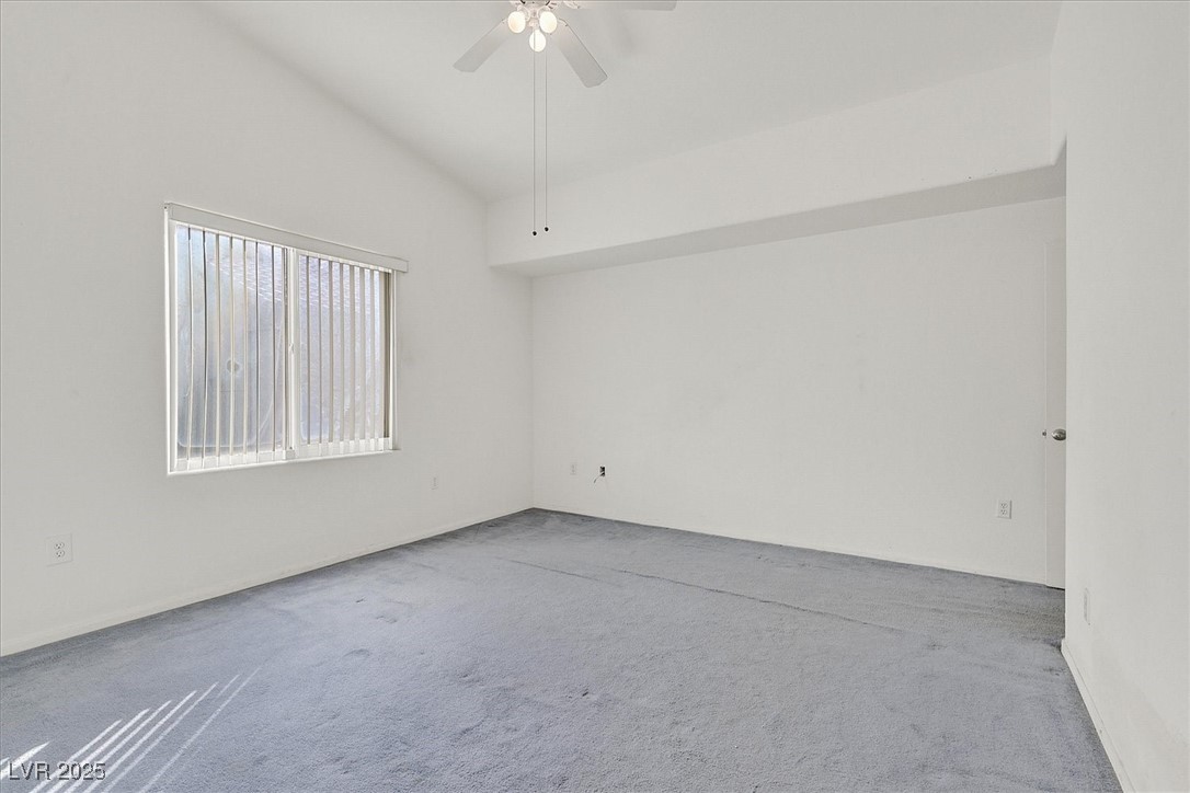 3933 Lazy Pine Street 204 Property Photo 9