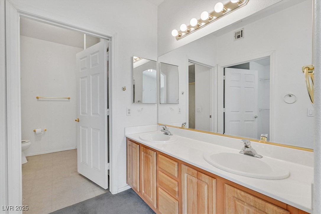 3933 Lazy Pine Street 204 Property Photo 10