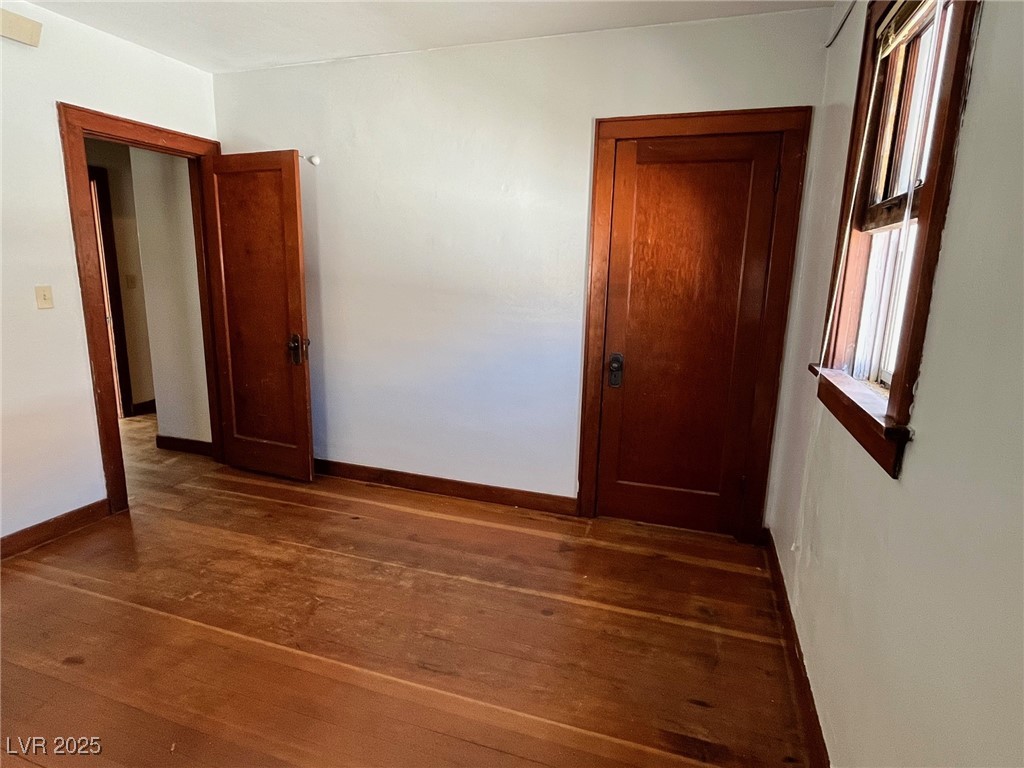 971 Lyons Avenue Property Photo 9