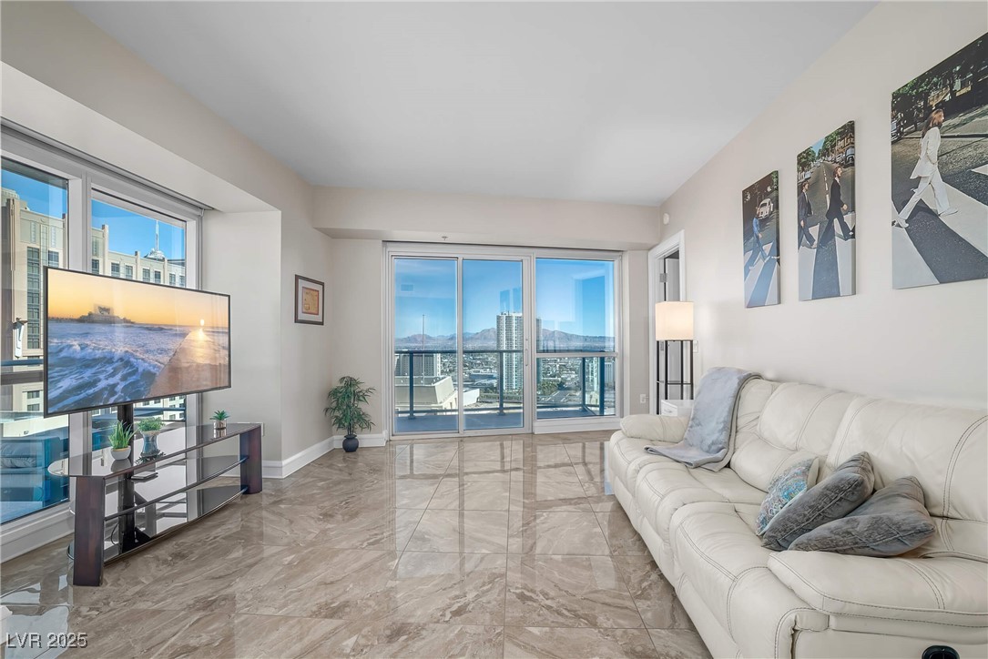 2700 Las Vegas Boulevard 2703 Property Photo 12