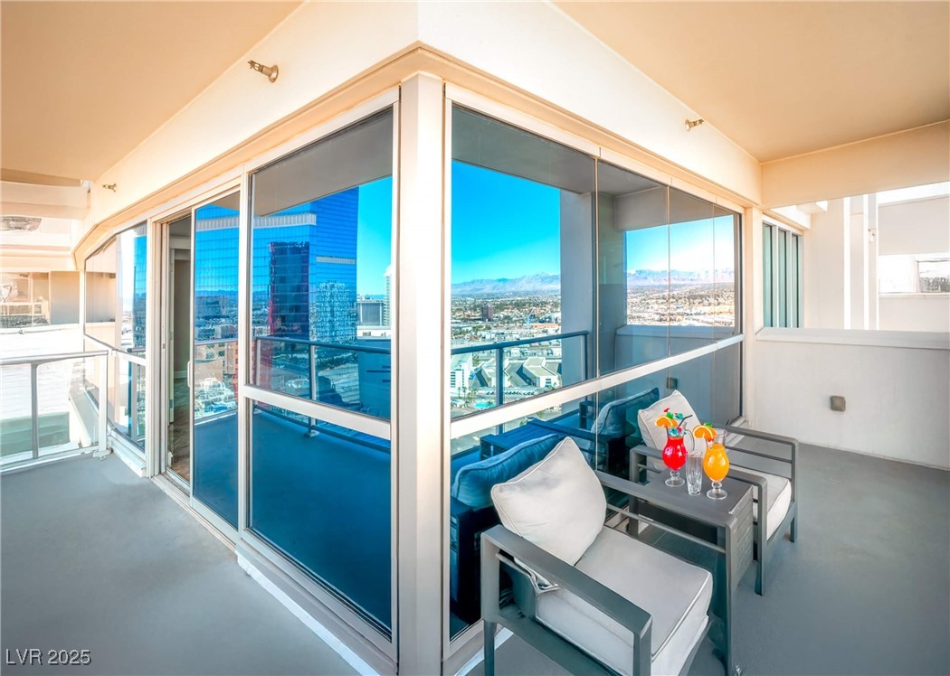 2700 Las Vegas Boulevard 2703 Property Photo 22