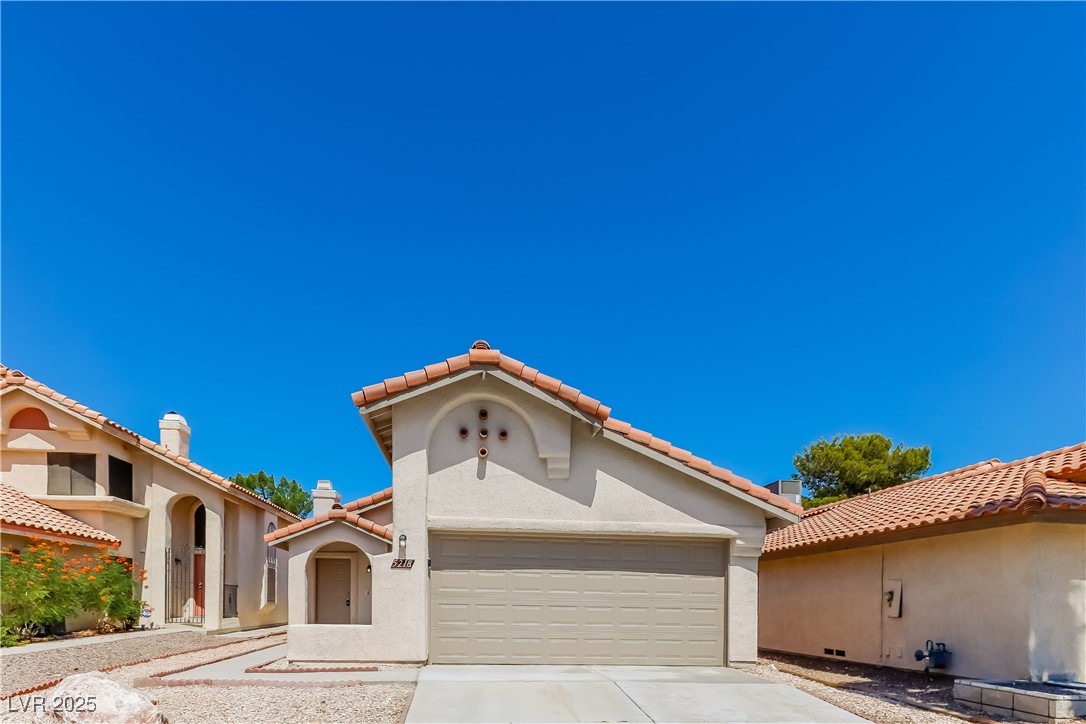5218 Coral Vine Way Property Photo 1