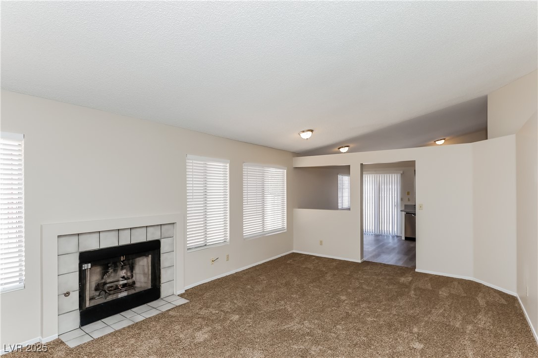 5218 Coral Vine Way Property Photo 3