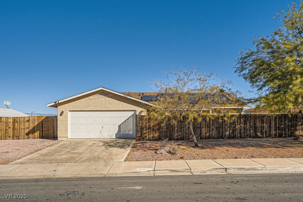 405 Pumpkin Way Property Photo 1