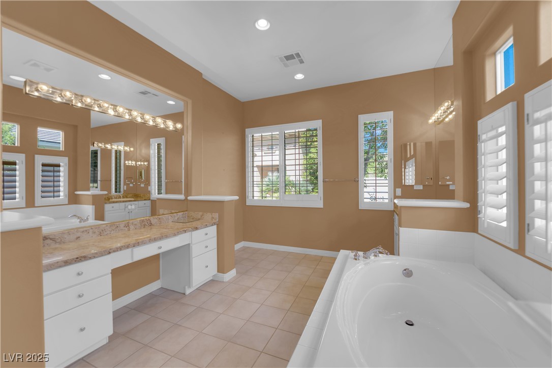 10201 Prestancia Avenue Property Photo 16