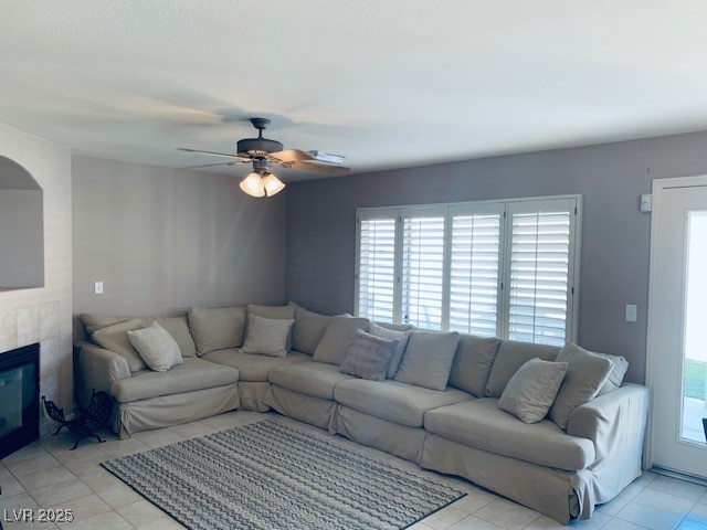 8012 Verde Springs Drive Property Photo 7