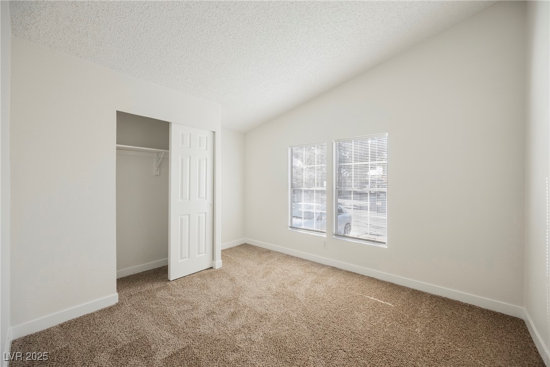 4856 Vista Flora Way Property Photo 17