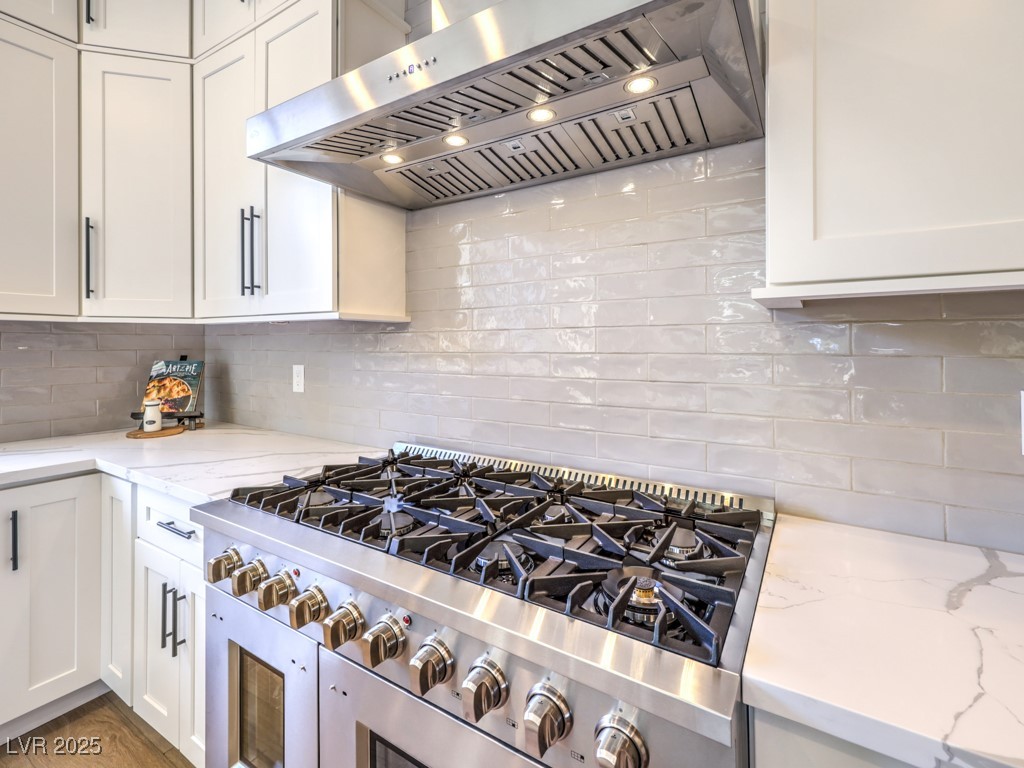 11 Canoa Hills Drive Property Photo 3