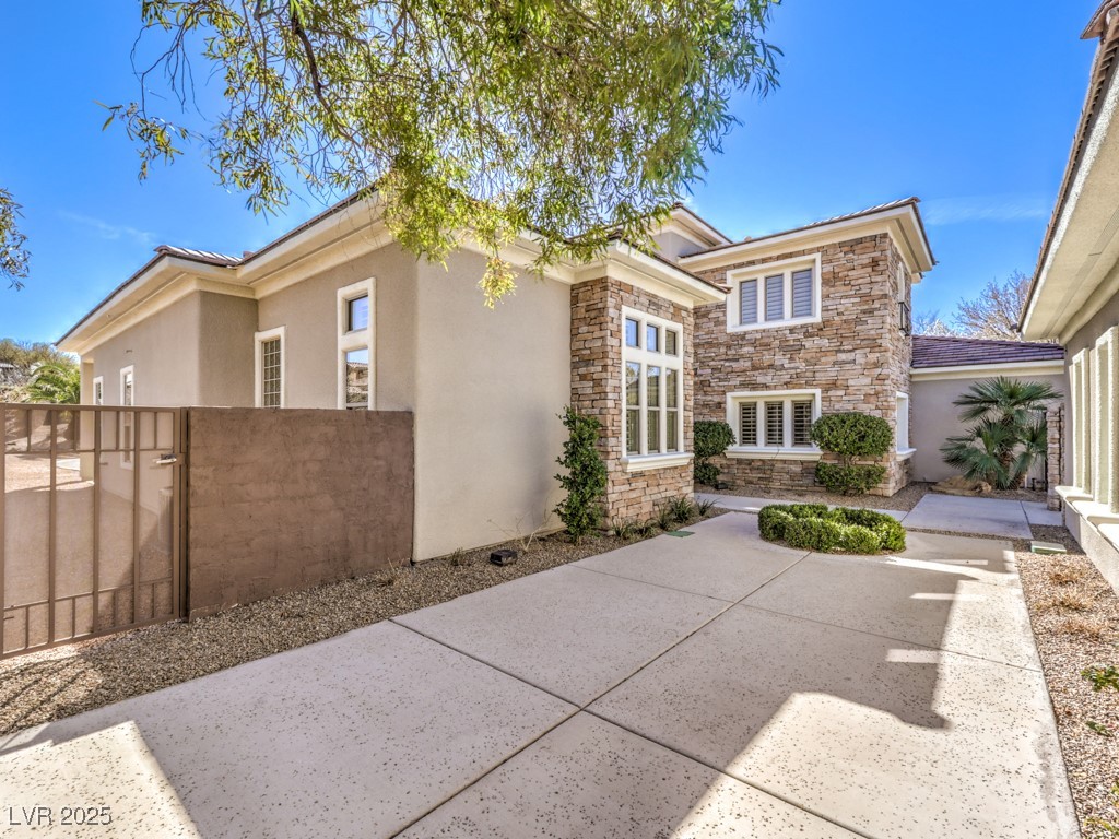 11 Canoa Hills Drive Property Photo 49