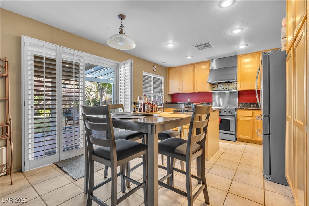 9836 La Vid Court Property Photo 14