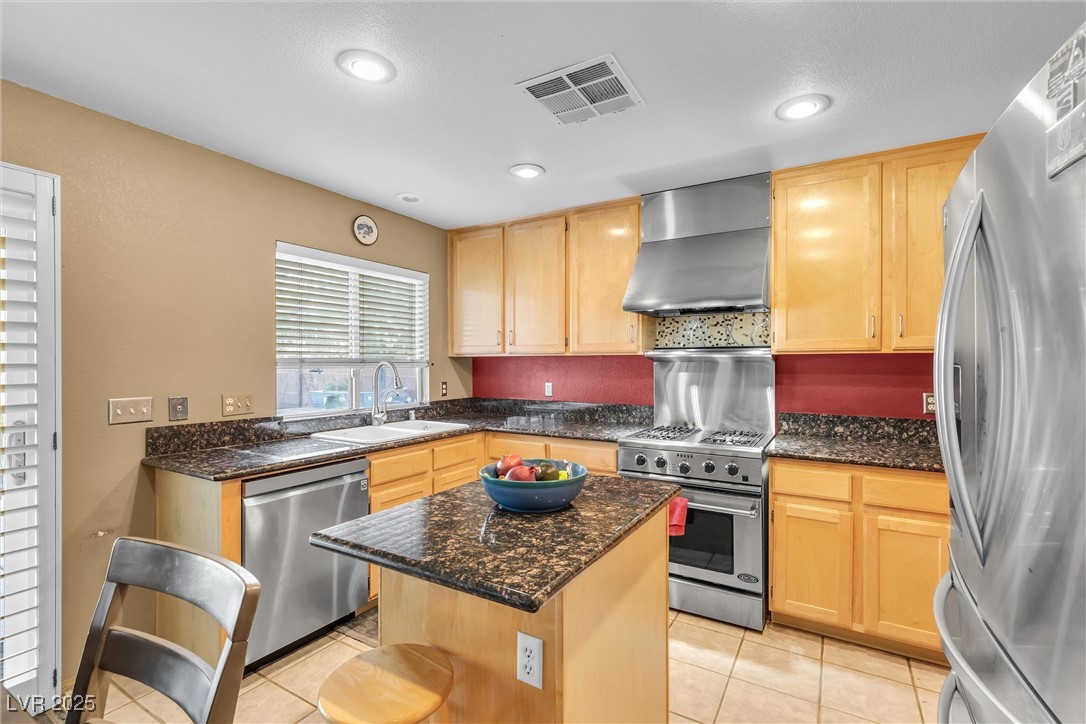 9836 La Vid Court Property Photo 16