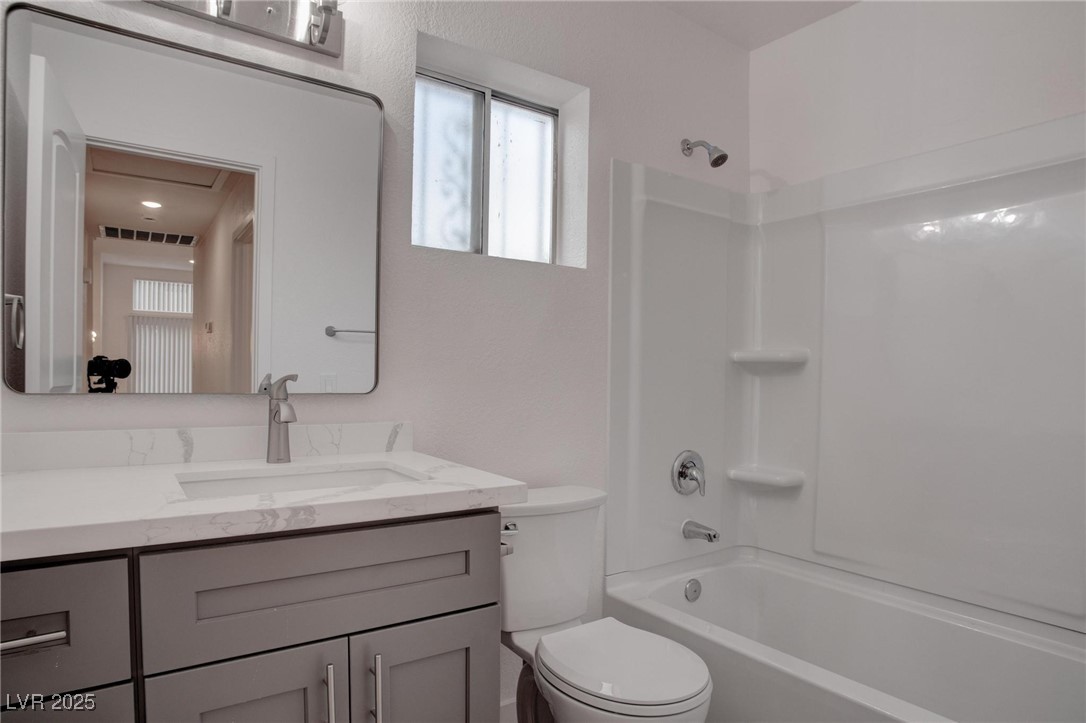613 West Victory Road Property Photo 16