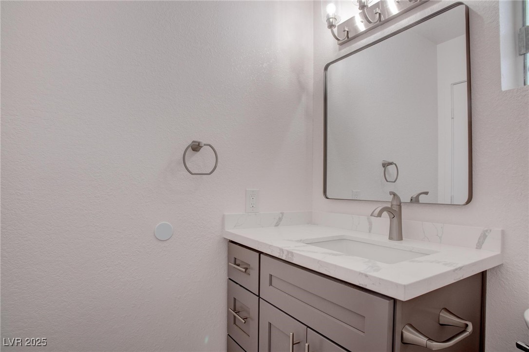 613 West Victory Road Property Photo 17