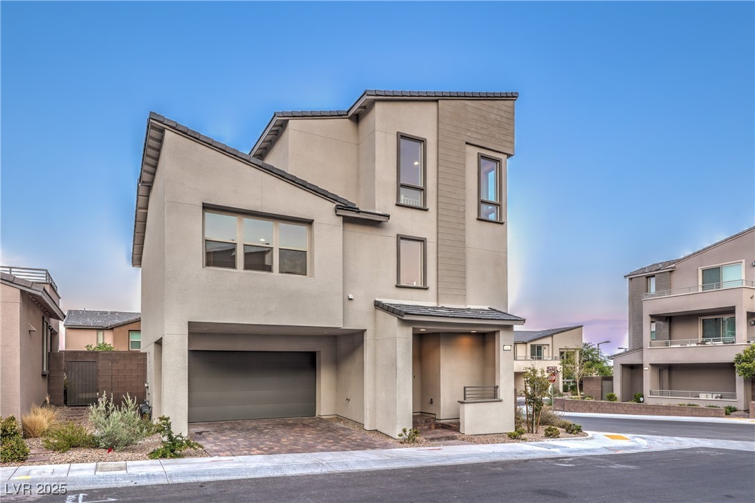 642 Angel Aura Street Property Photo 2