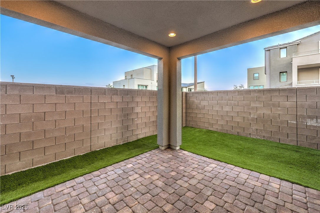 642 Angel Aura Street Property Photo 33