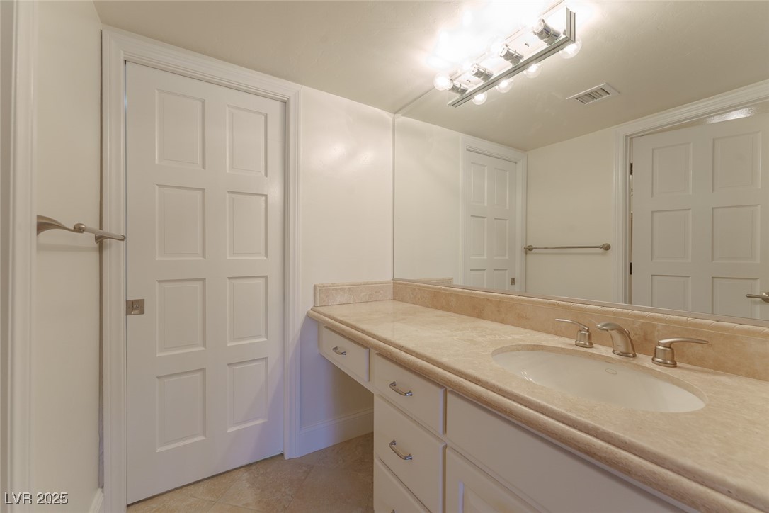 5101 Breakers Lane Property Photo 20