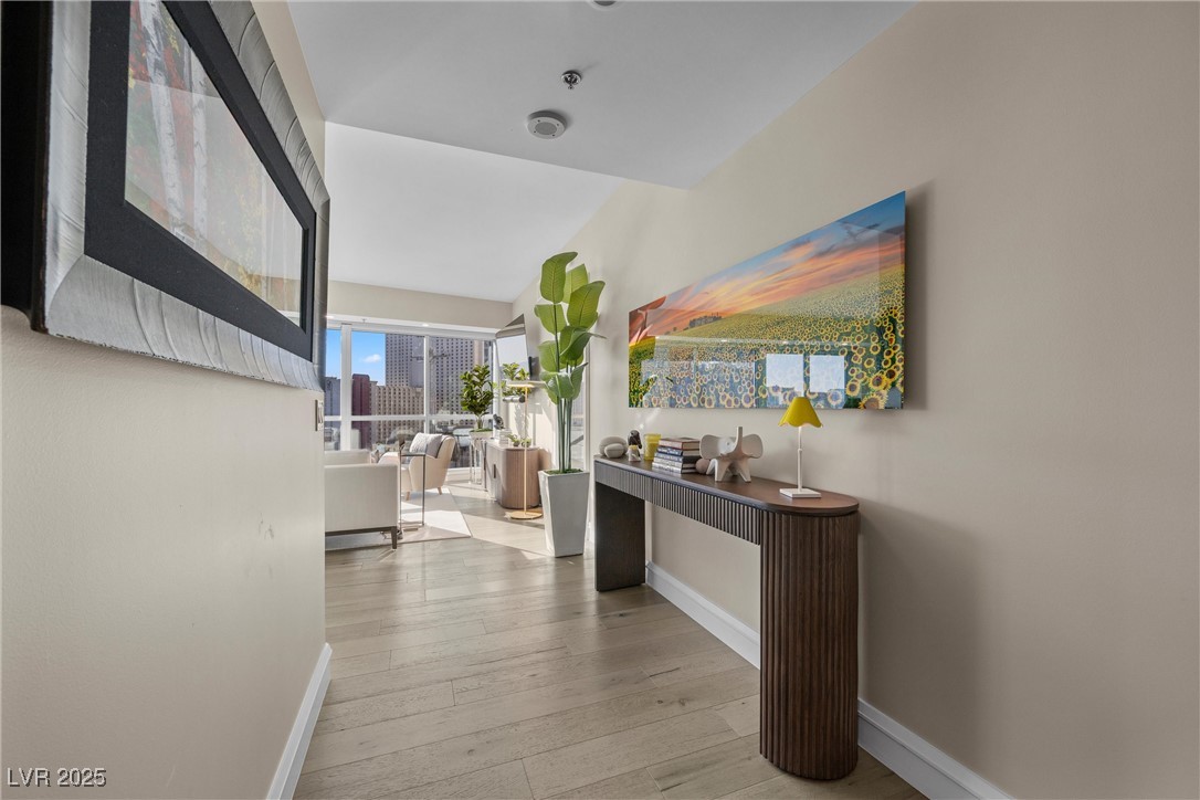 2700 Las Vegas Boulevard 809 Property Photo 16