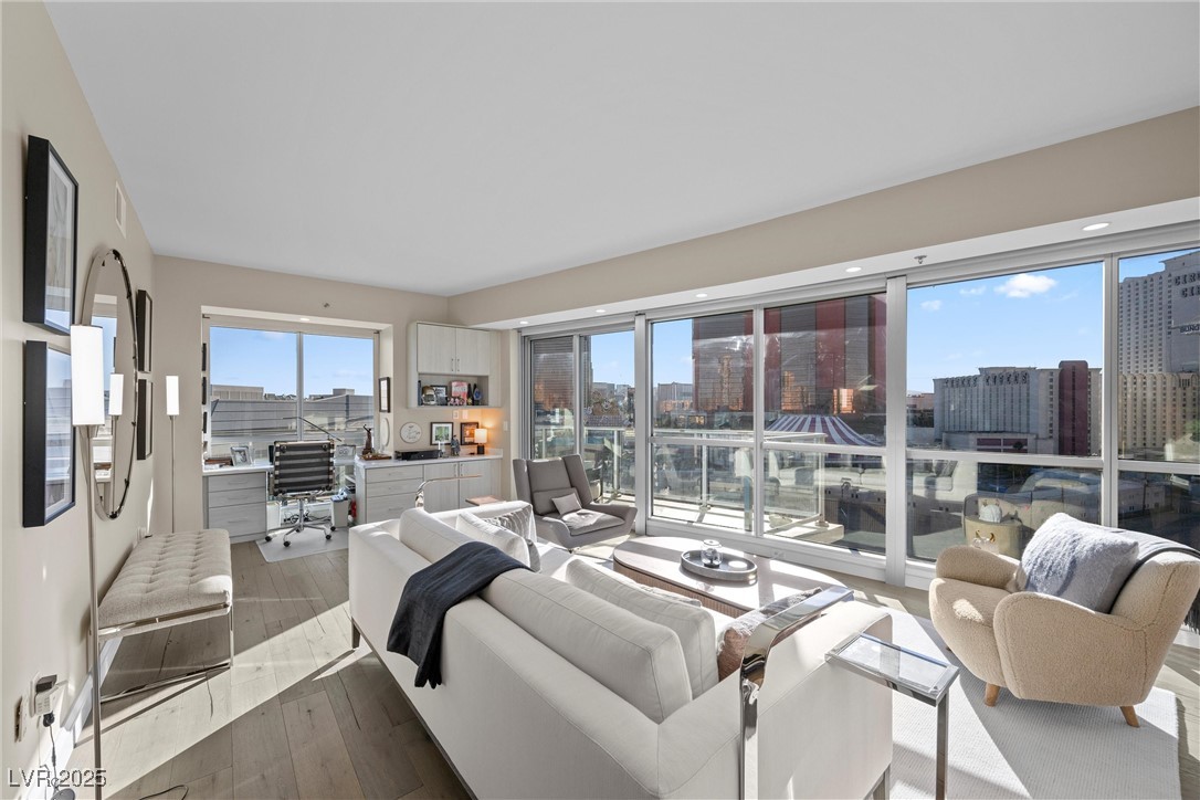 2700 Las Vegas Boulevard 809 Property Photo 19